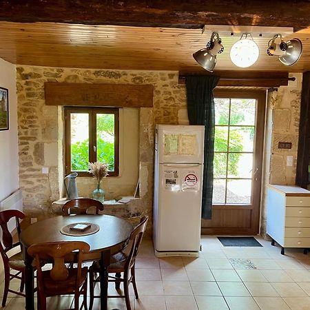 La Vieille Ferme: Superbe Complexe De 3 Gites En Pierre Avec Piscine Au Coeur Du Perigord Noir Saint-Genies ภายนอก รูปภาพ