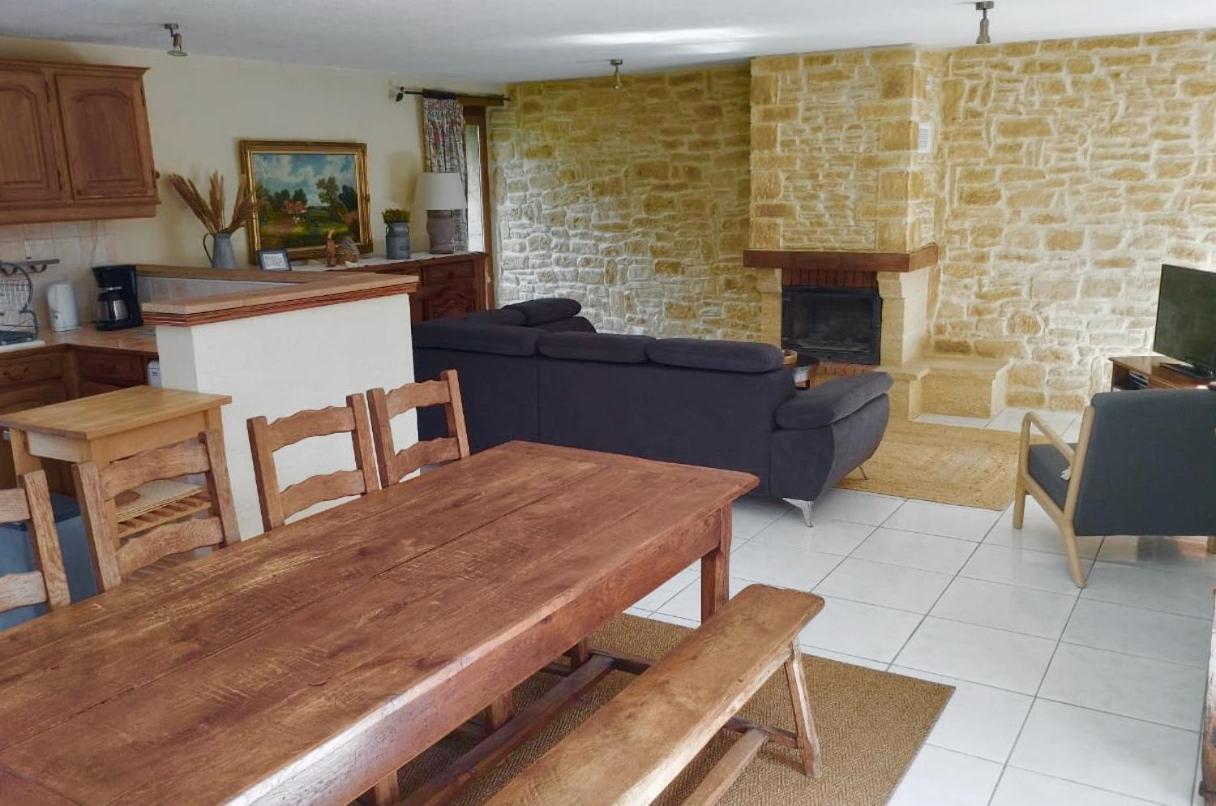 La Vieille Ferme: Superbe Complexe De 3 Gites En Pierre Avec Piscine Au Coeur Du Perigord Noir Saint-Genies ภายนอก รูปภาพ